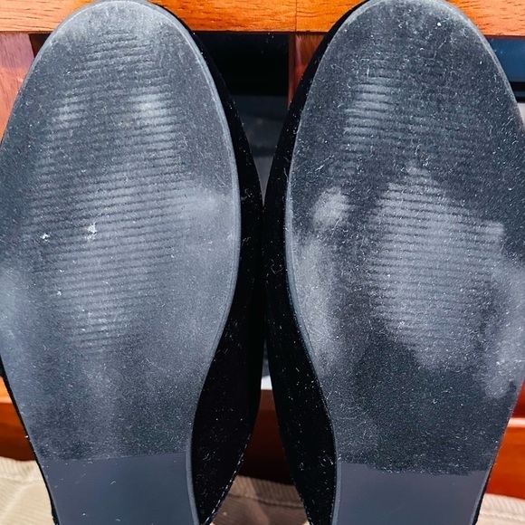 Wanted Ladies Suede Horse Bit Mules. - Picture 2 of 7